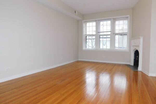 Image of Stunning SE Evanston 2Br/2Ba w/ in Modern kitchen, DW, CA & in unit laundry!