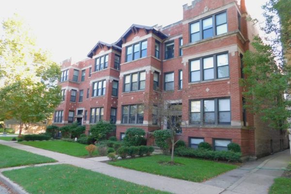 Image of Stunning SE Evanston 2BR/2Ba gut rehab with new kit, DW, CA and in unit laundry