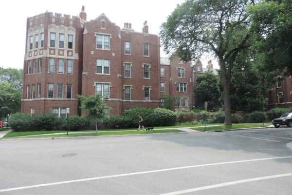 Image of Awesome SE Evanston 3br/2ba w/ large rooms, HWF, dw, fireplace and dogs ok!