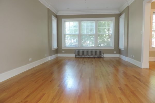 Image of Flawless SE Evanston 3Br/2BA with all new kitchen, DW, granite counter tops and microwave !